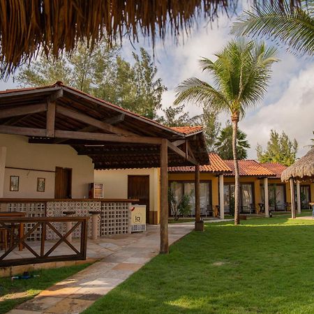 Almai Cumbuco Hotel Exterior photo