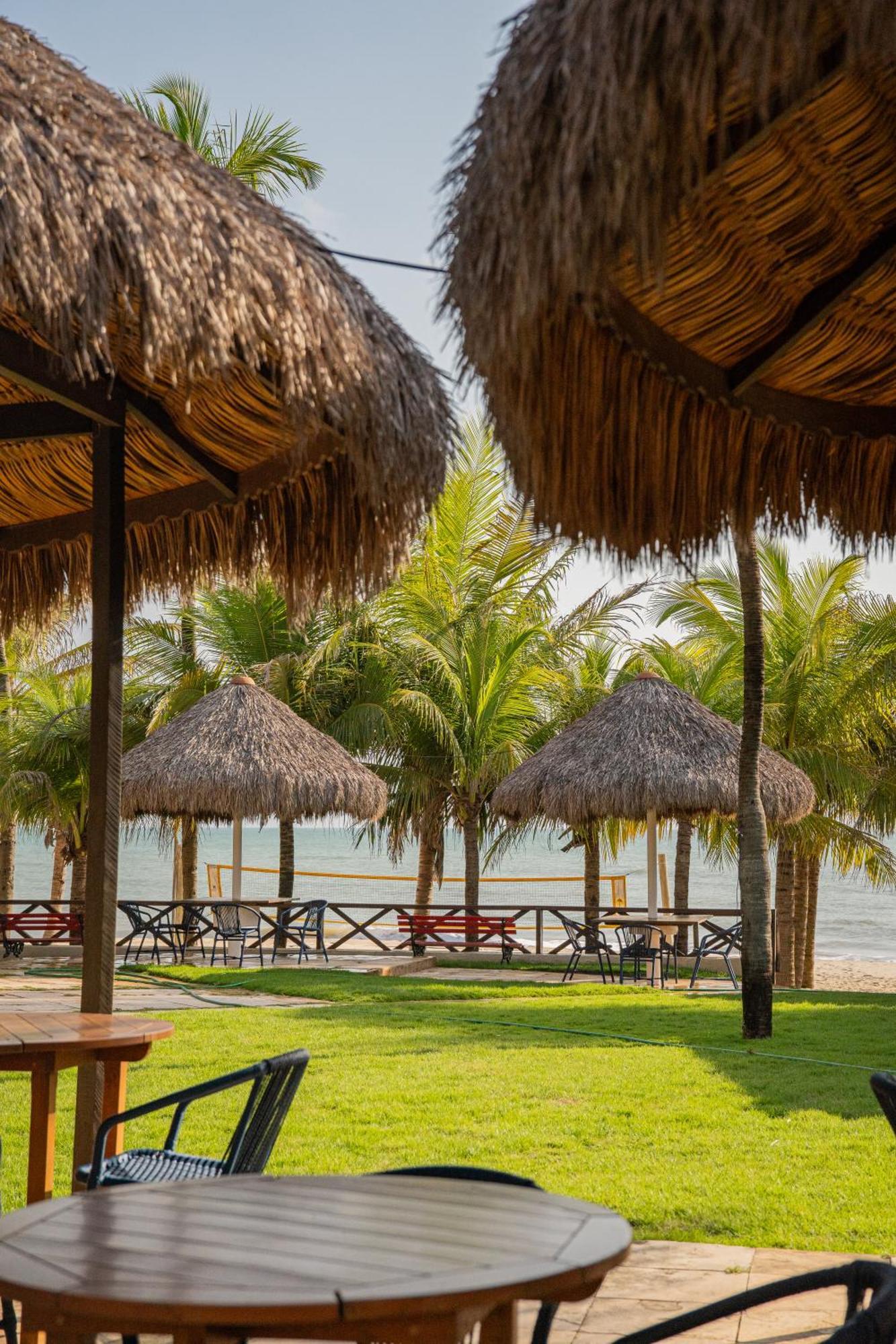 Almai Cumbuco Hotel Exterior photo
