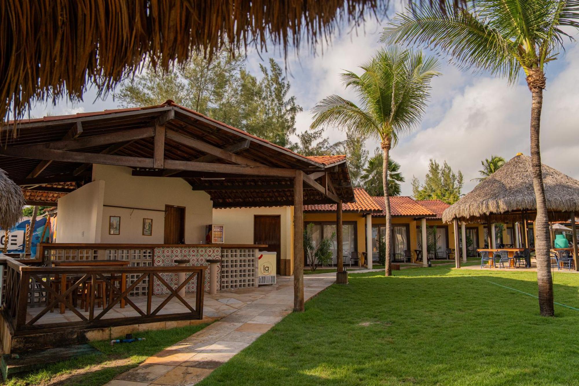 Almai Cumbuco Hotel Exterior photo